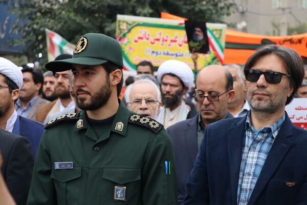 راهپیمایی 13 آبان در ناحیه یک بهارستان