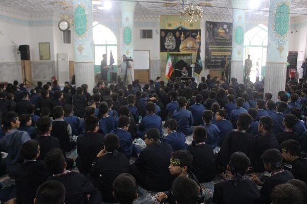 عزاداری دانش‌آموزان قم در آستان مقدس امامزاده سیدعلی(ع)
