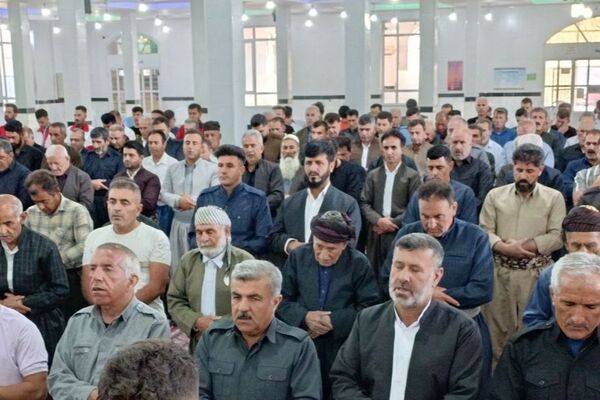 نماز عید سعید قربان در ثلاث باباجانی