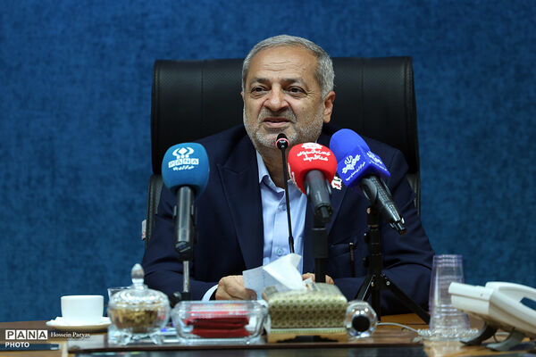 نشست هم اندیشی وزیر آموزش و پرورش با منتخبی از معلمان مدارس