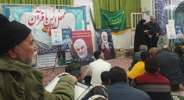 جلسه قرآنی در خلیل‌آباد 
