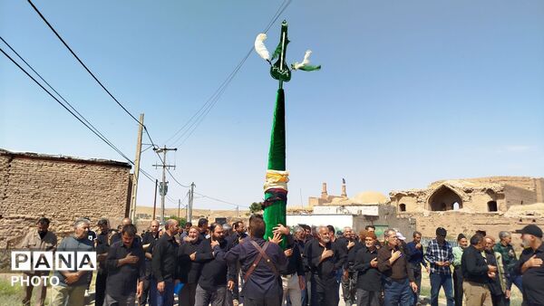 مراسم عزاداری در روز عاشورا همراه با حضور پر شور مردم روستای شوریاب