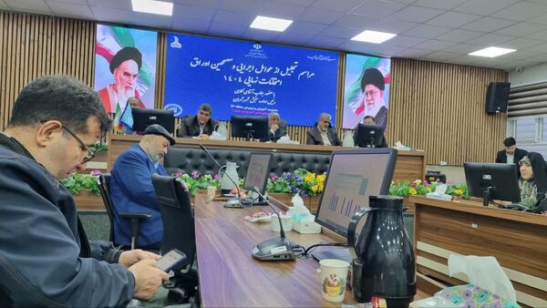 تجلیل از عوامل اجرایی و مصححین امتحانات نهایی ۱۴۰۴