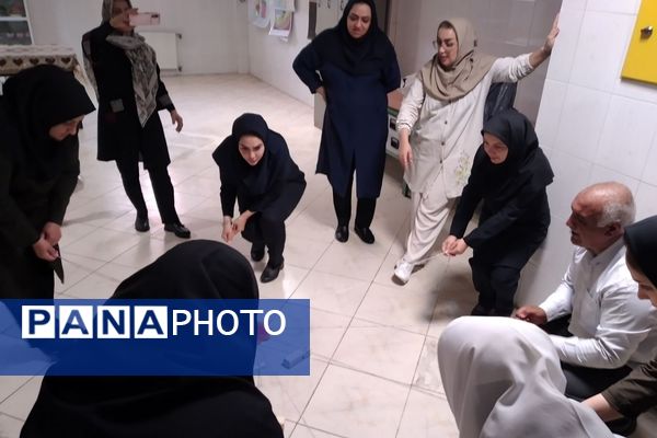 برگزاری دوره‌های توانمند سازی در دبستان ۱۸ دی ناحیه دو شهرری با حضور مدرس سازمان دانش‌آموزی 