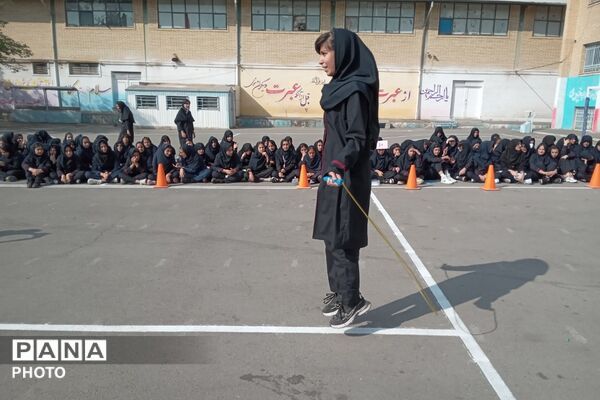 آغاز شور و هیجان ورزشی در دبیرستان کوثر با برگزاری هفته تربیت بدنی