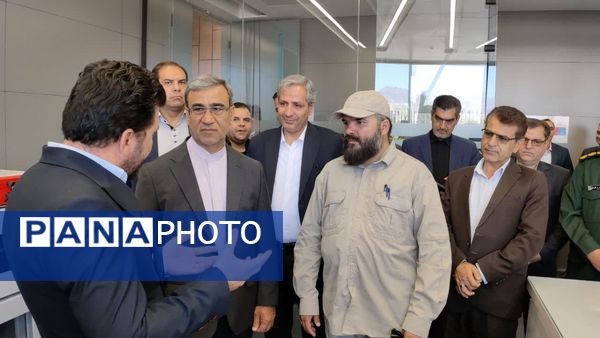 استاندار خراسان رضوی از شرکت عصاره‌گیری پردیس کاشمر بازدید کرد