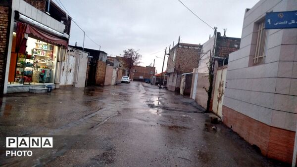 بارش باران بهاری در شهرستان نیشابور  