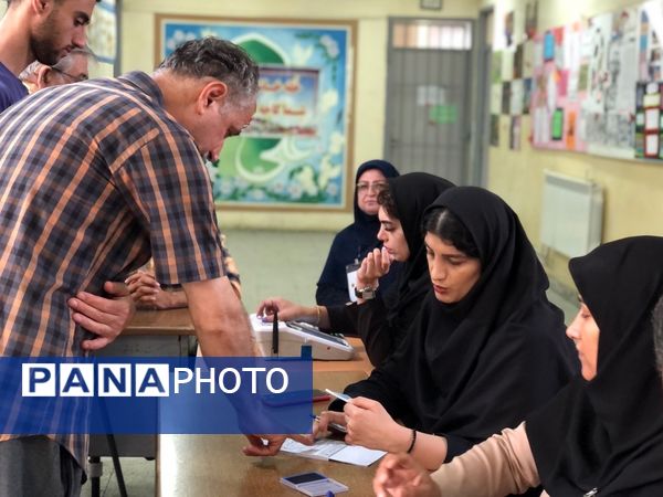 حضور پرشور مردم کردکوی در انتخابات ریاست‌جمهوری