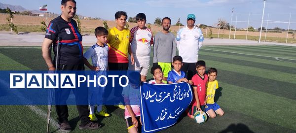 کلاس‌های تابستانه در کانون فرهنگی و هنری میلاد 