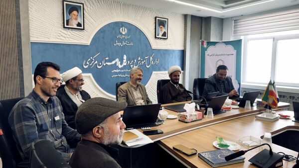 برگزاری اولین دوره‌ی توانمندسازی ‌مدرسان آموزش‌خانواده استان مرکزی با موضوع مهارت‌های دعوت فرزندان به نماز