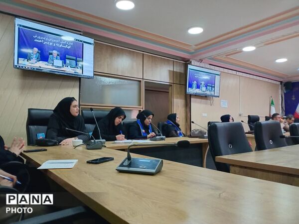 جلسه توجیهی و تبیین برنامه‌ها و فعالیت‌های سازمان دانش‌آموزی کهگیلویه و بویراحمد