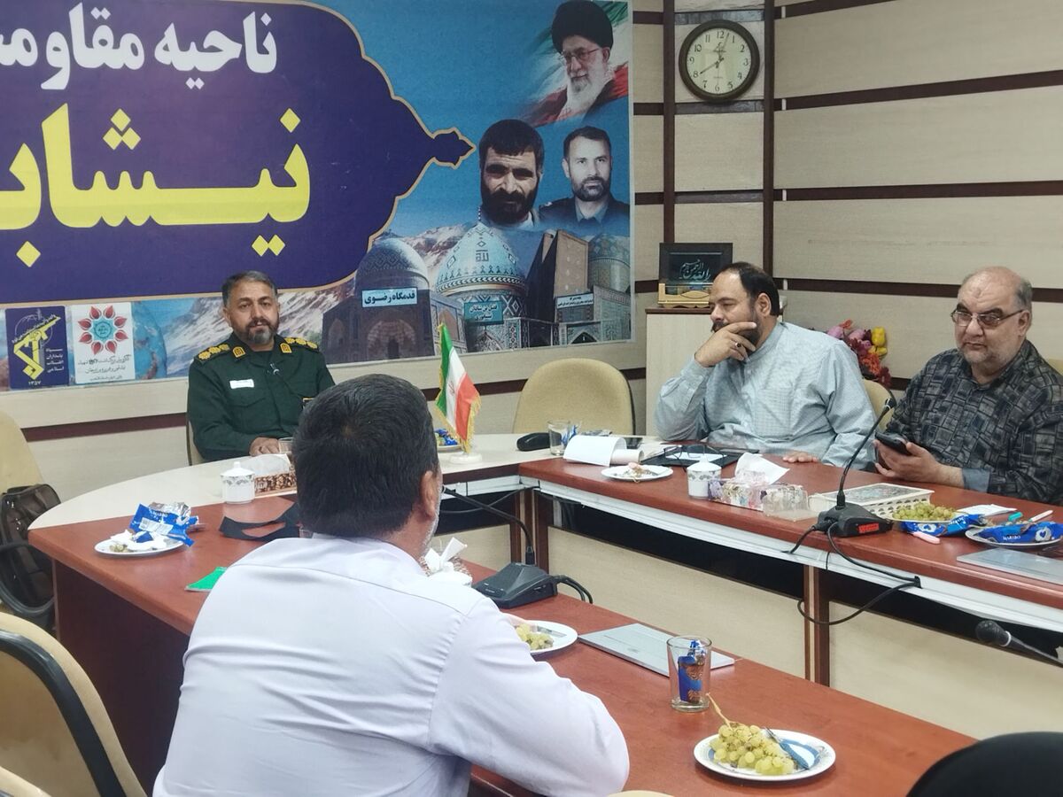 جنگ در همه جا ناپسند اما دفاع از کشور مقدس است 
