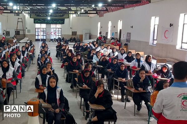 رقابت دانش‌آموزان قرچک برای ادای مسئولیت‌های اجتماعی خود در چهاردهمین المپیاد طرح «دادرس»