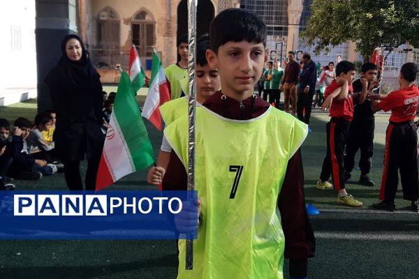 المپیاد ورزشی در دبستان شاهد حیات ناحیه 3 شیراز