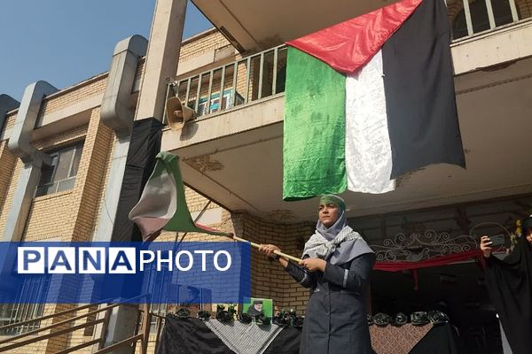 تجمع دانش‌آموزان دبیرستان معرفت در حمایت از جبهه مقاومت و محکومیت شهادت سید حسن نصرالله