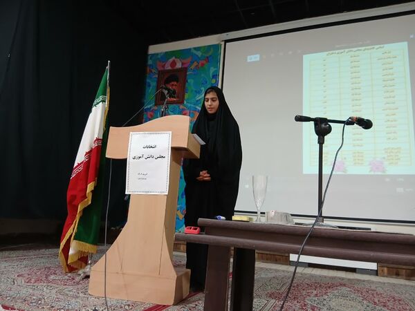 انتخابات مجلس دانش‌آموزی دختران ابرکوه