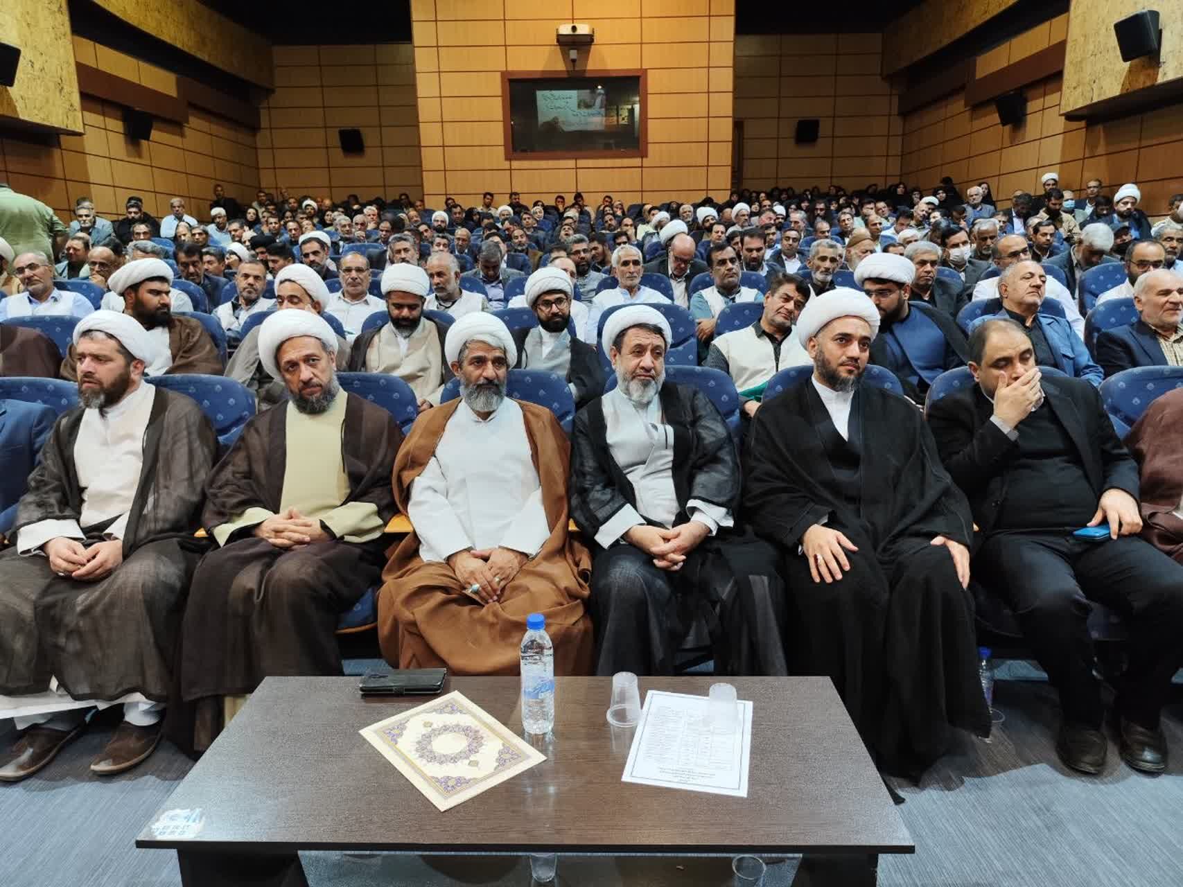 امام جمعه جدید بم معرفی شد