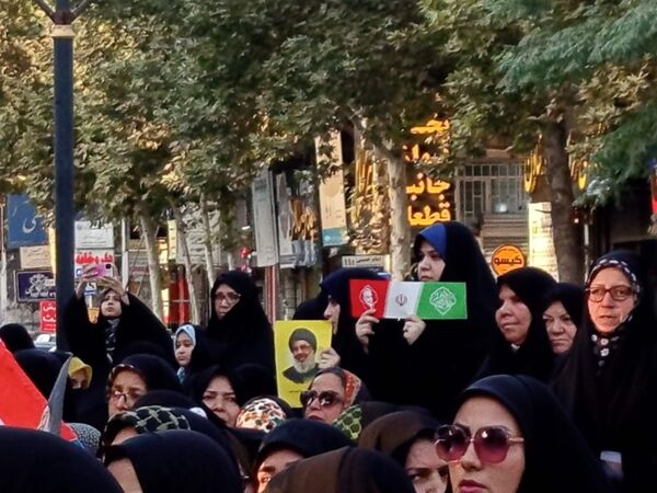 ملت ایران سکوت نخواهد کرد