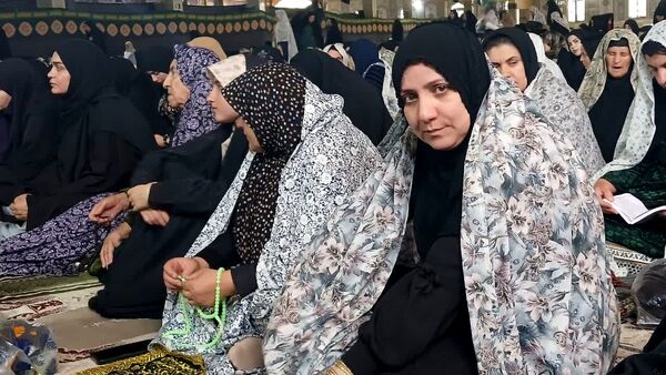 حضور پرشور کودکان در نماز جمعه یاسوج