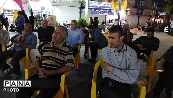 کافه گفتگوی حسینیه امام خمینی در نود و هشتمین شب از اجتماعات مردمی 
