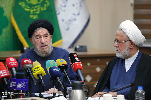 جلسه مرکزی ستاد بزرگداشت یوم الله ۱۳ آبان
