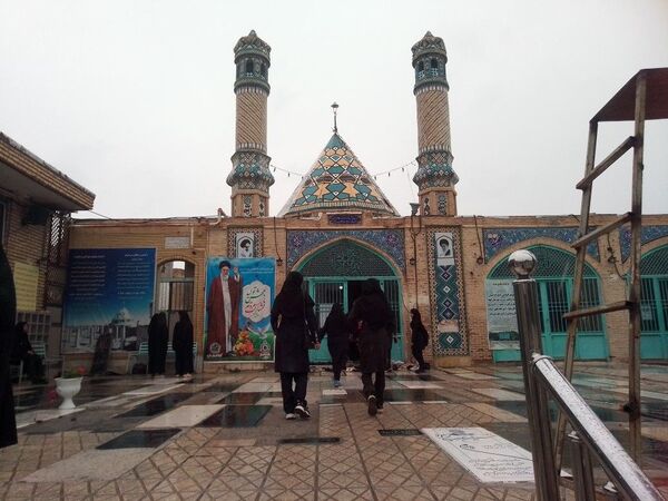 اردوی علمی‌تفریحی دانش‌آموزان دبیرستان میعاد قم در شهر کهک