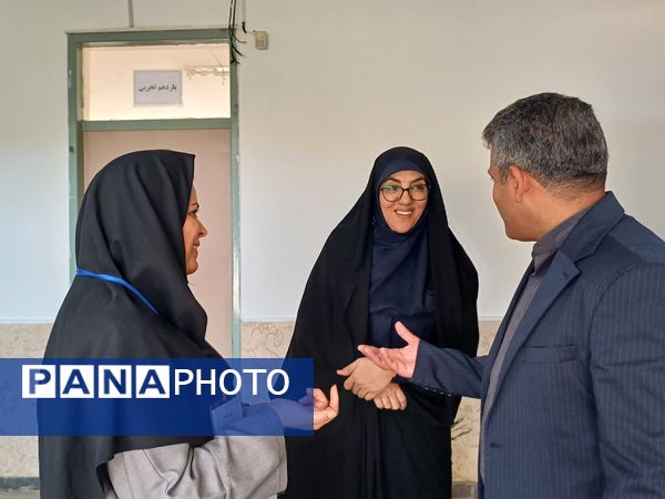 بیست و سومین دوره مسابقات آزمایشگاهی علمی مدارس در پژوهشسرای دکتر چمران شهرستان برخوار 