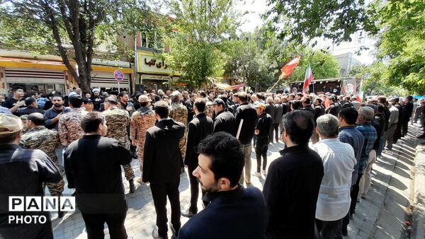 سراب؛ هم‌صدا با تهران در وداع با قائد شهید