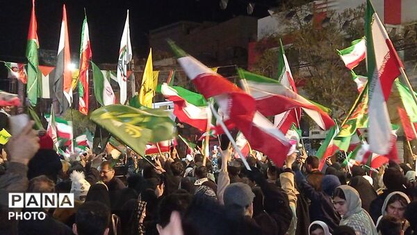 اجتماع مردم ملایر و تجدید بیعت با آرمان‌های انقلاب
