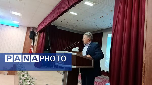 تقدیر از رتبه های استانی و کشوری جشنواره فرهنگی هنری فردا