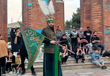 مراسم تعزیه خوانی در بوستان شهریار نسیم‌شهر 