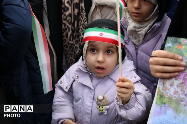 اجتماع بزرگ نوجوانان تبریزی شجره طیبه