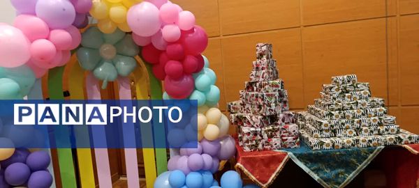 تجلیل از مقام آوران المپیاد رویش ناحیه یک