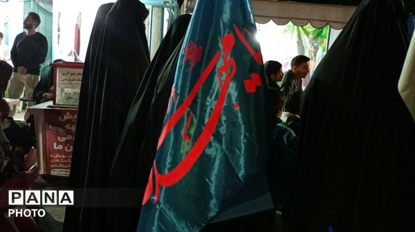 مردم ولایتمدار شهرستان ملایر حضورشان را به رخ جهانیان کشاندند