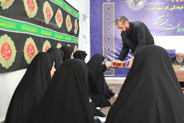 دیدار جمعی از دانش آموزان دبیرستان فاطمه الزهرا (س) با امام جمعه سملقان