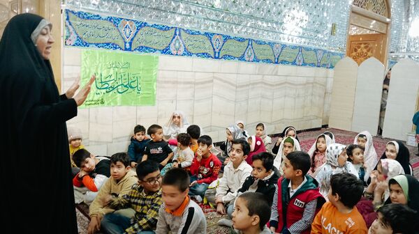 اجرای برنامه شاد برای کودکان در شهرستان کاشمر 