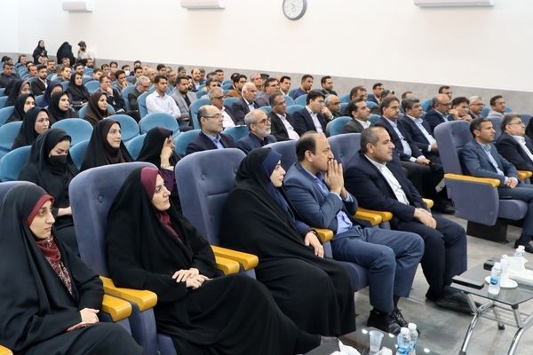 همایش تحول‌آفرینان ابتدایی بوشهر