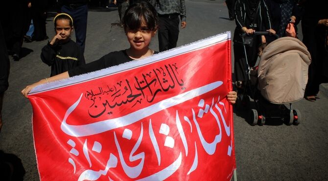 خادمِ کوچک، عشقِ بزرگ