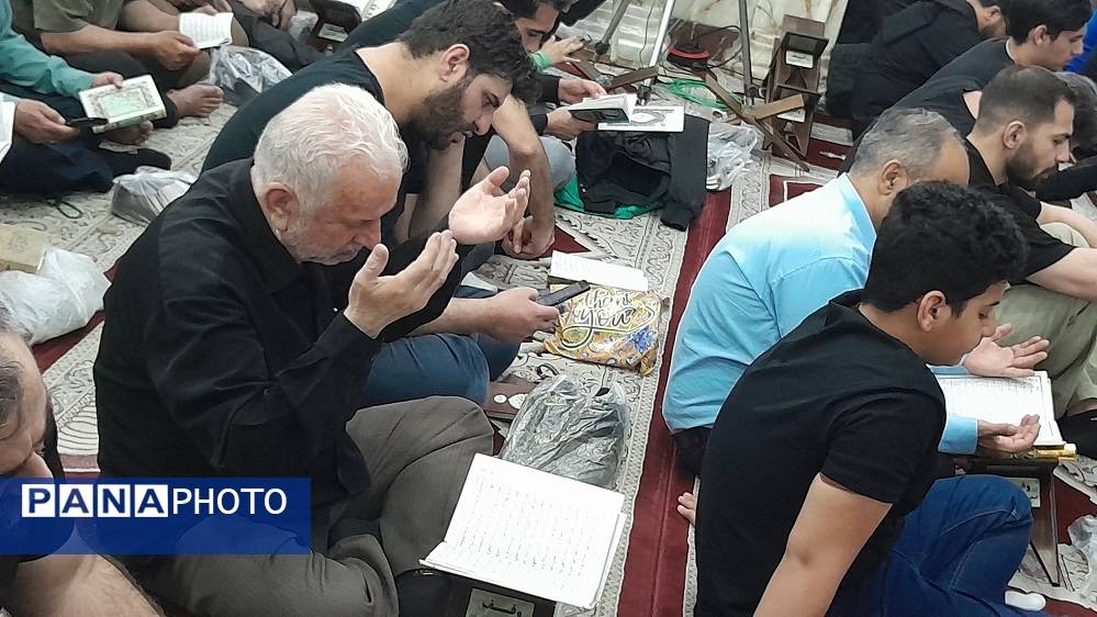 احیای نوزدهمین شب‌ ماه رمضان در مسجد امام صادق (ع) با حضور پرشور مردم کرج