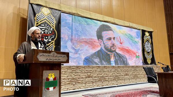 تقدیر از خبرنگاران نوجوان فعال حوزه ایثار و شهادت در قم