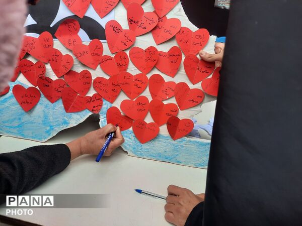 راهپیمایی روزجهانی قدس باحضور پرشور مردم در شهرستان نیشابور