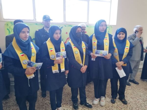 برگزاری جشن نیکوکاری در دبیرستان کوثر فاروج 