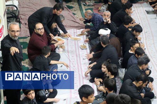 پخت شله مشهدی به مناسبت شب عاشورا 