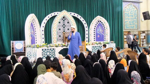 اختتامیه جشنواره تولید محتوا نماز و مسابقه عطر انتظار در امامزاده سیدجعفر یزد