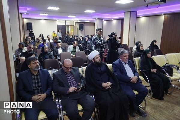 جشن تکلیف دانش‌آموزان دختر در شهرستان دهدشت