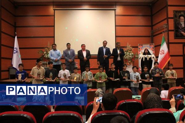 تجلیل از پسران آینده‌ساز بهارستانی