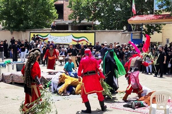 مراسم شبیه خوانی روز عاشورا در شهرستان طالقان