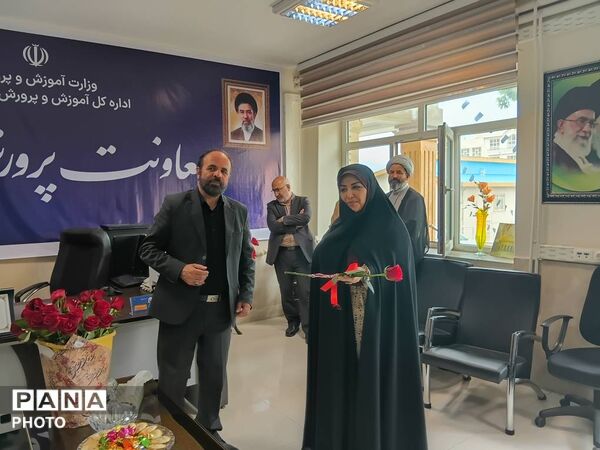 تجلیل از همکاران حوزه پرورشی استان البرز در روز معلم 