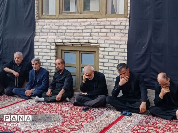 مراسم عزاداری شب عاشورا در بنیاد غدیر کاشمر