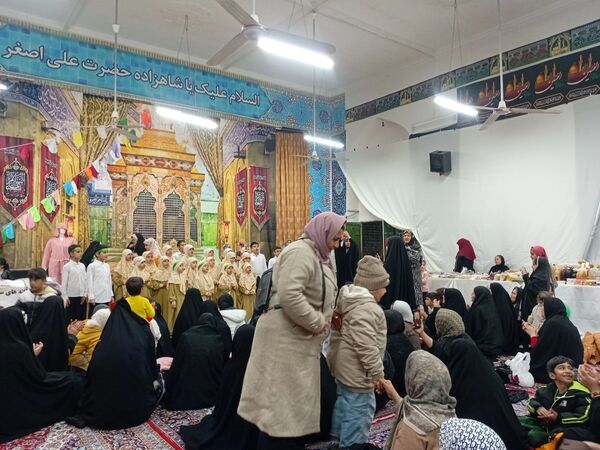 بازارچه محصولات خانگی در شهرستان خلیل آباد 